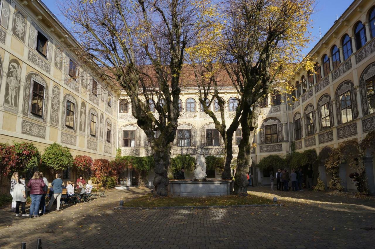 Schloss Puchberg Велс Екстериор снимка